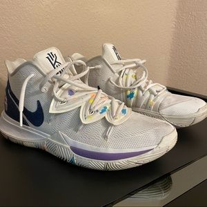 Nike Kyrie 5